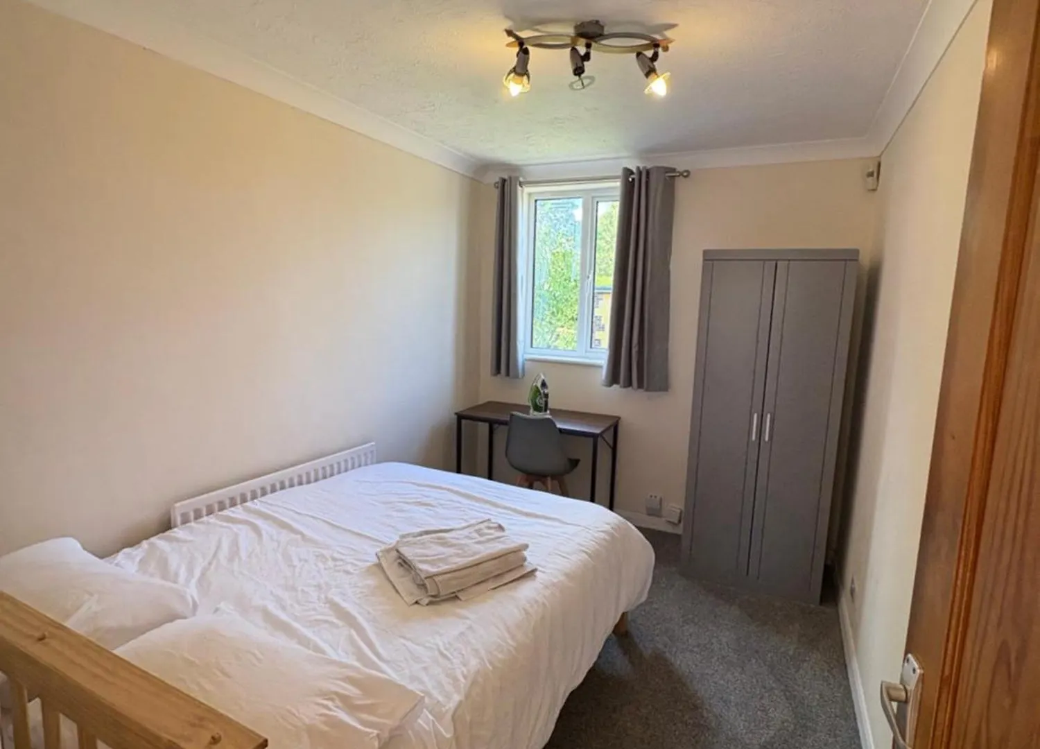 3-Bed House With Parking In Cb1 Villa Cambridge 0*,  Storbritannien